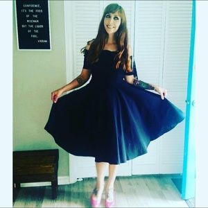 GORGEOUS OFF THE SHOULDER RETRO STYLE DRESS